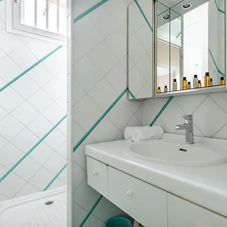 Apartment Veeve - A Romance In Rouge Paris